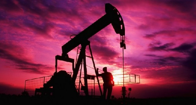 Azərbaycan nefti dünya bazarlarında neçəyə satılır?